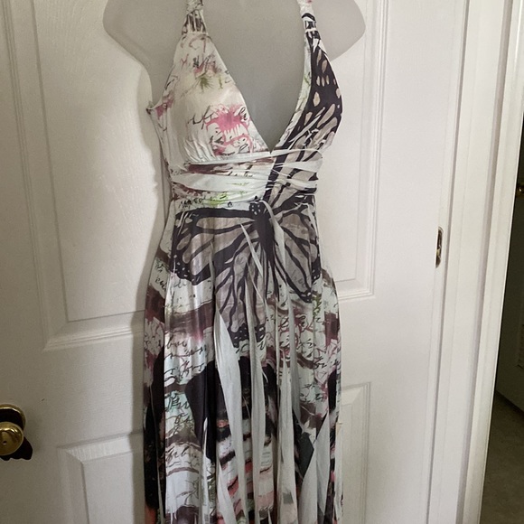 Watercolor Butterfly Print Halter Style Maxi Dress - Picture 4 of 16
